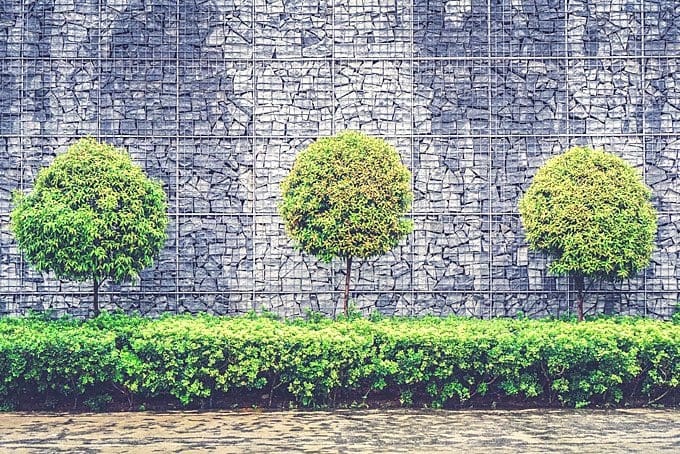 build a retaining wall