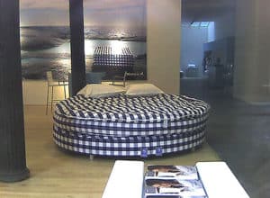 Why round beds