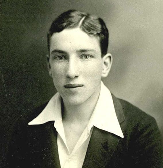 Robert Graves True  Story: The Laureate