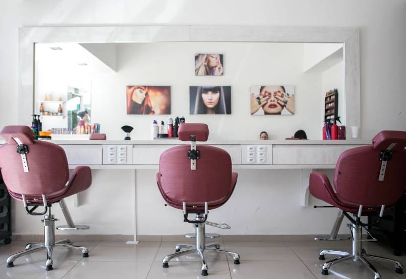 How To Set Up Your Own Beauty Salon
