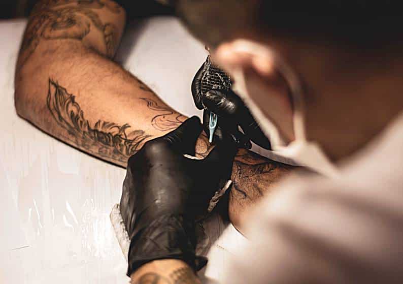 Understanding The Art & Effectiveness Of Laser Tattoo Removal