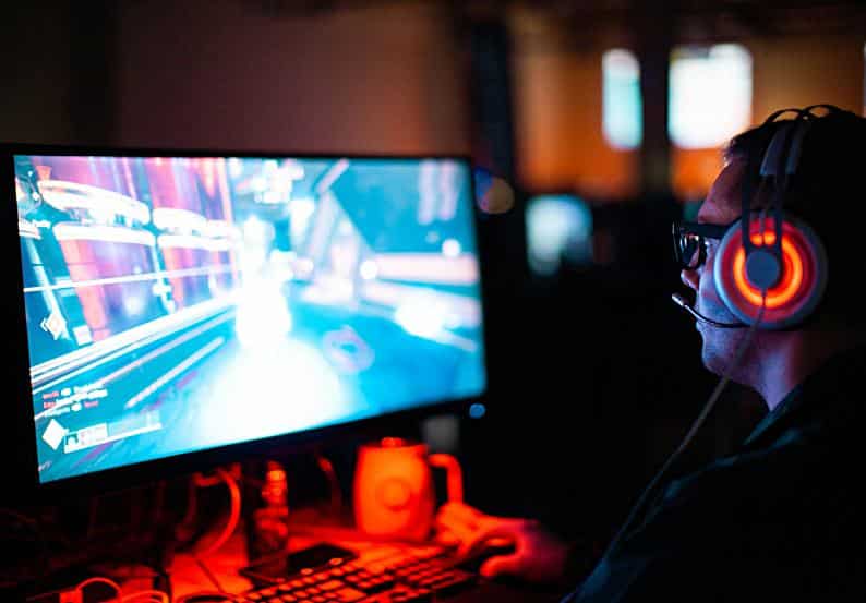 7 Signs You Love Online Gaming