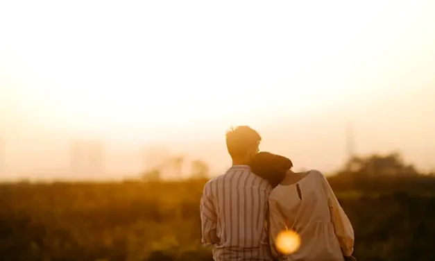Moving Forward: A Practical Guide to Handling Relationship Struggles